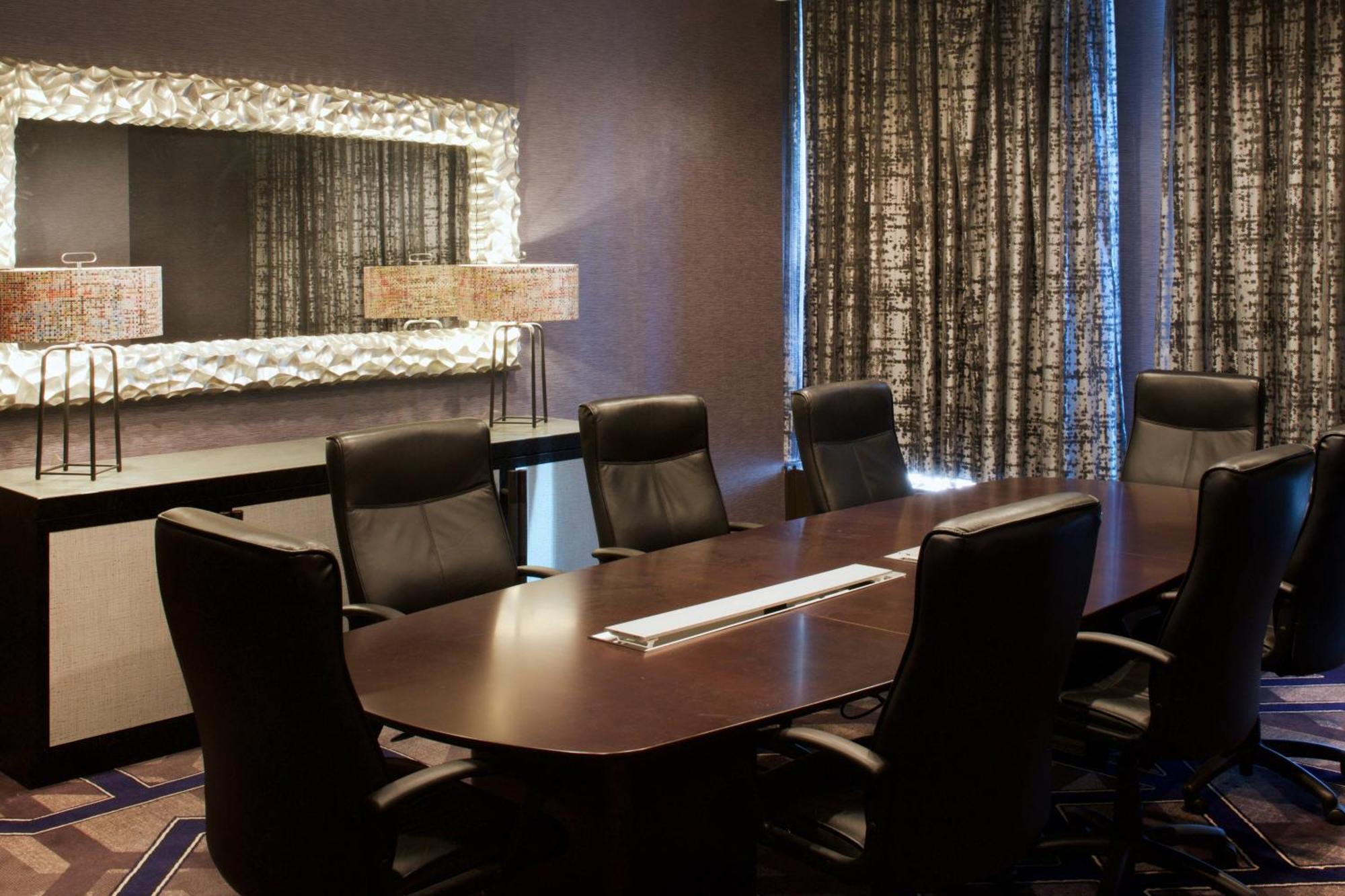Sheraton Indianapolis City Centre Hotel מראה חיצוני תמונה