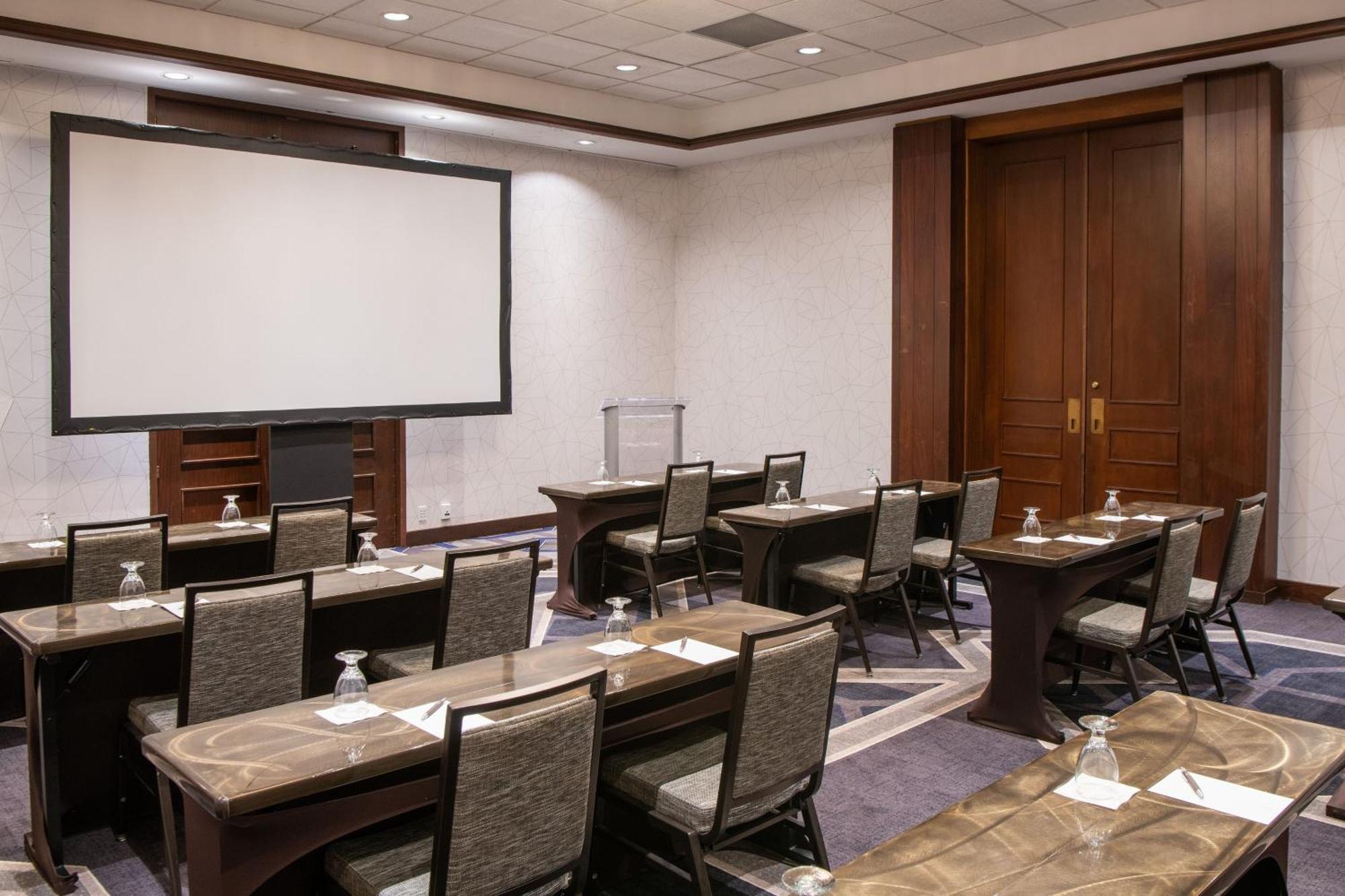 Sheraton Indianapolis City Centre Hotel מראה חיצוני תמונה