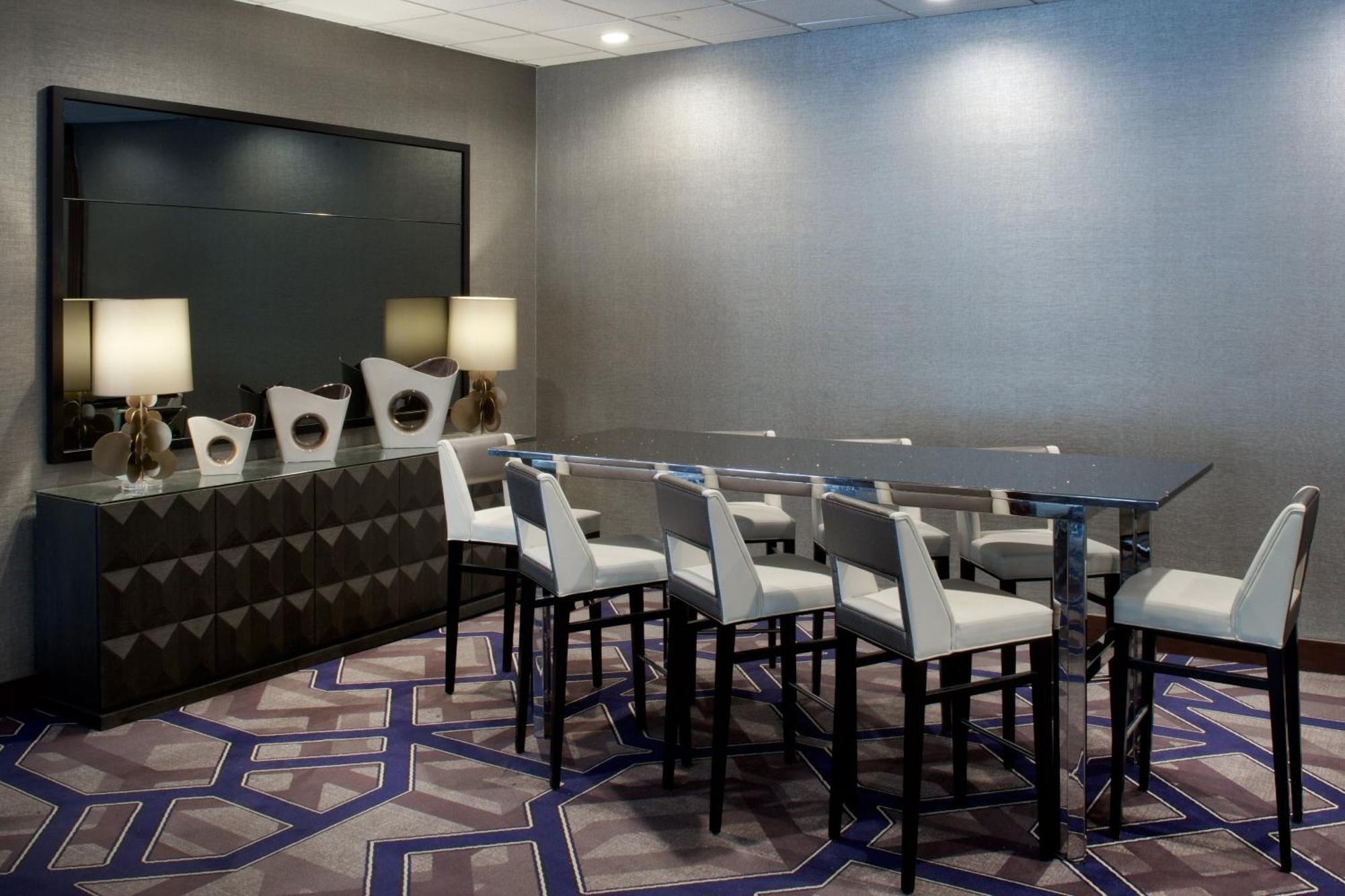 Sheraton Indianapolis City Centre Hotel מראה חיצוני תמונה