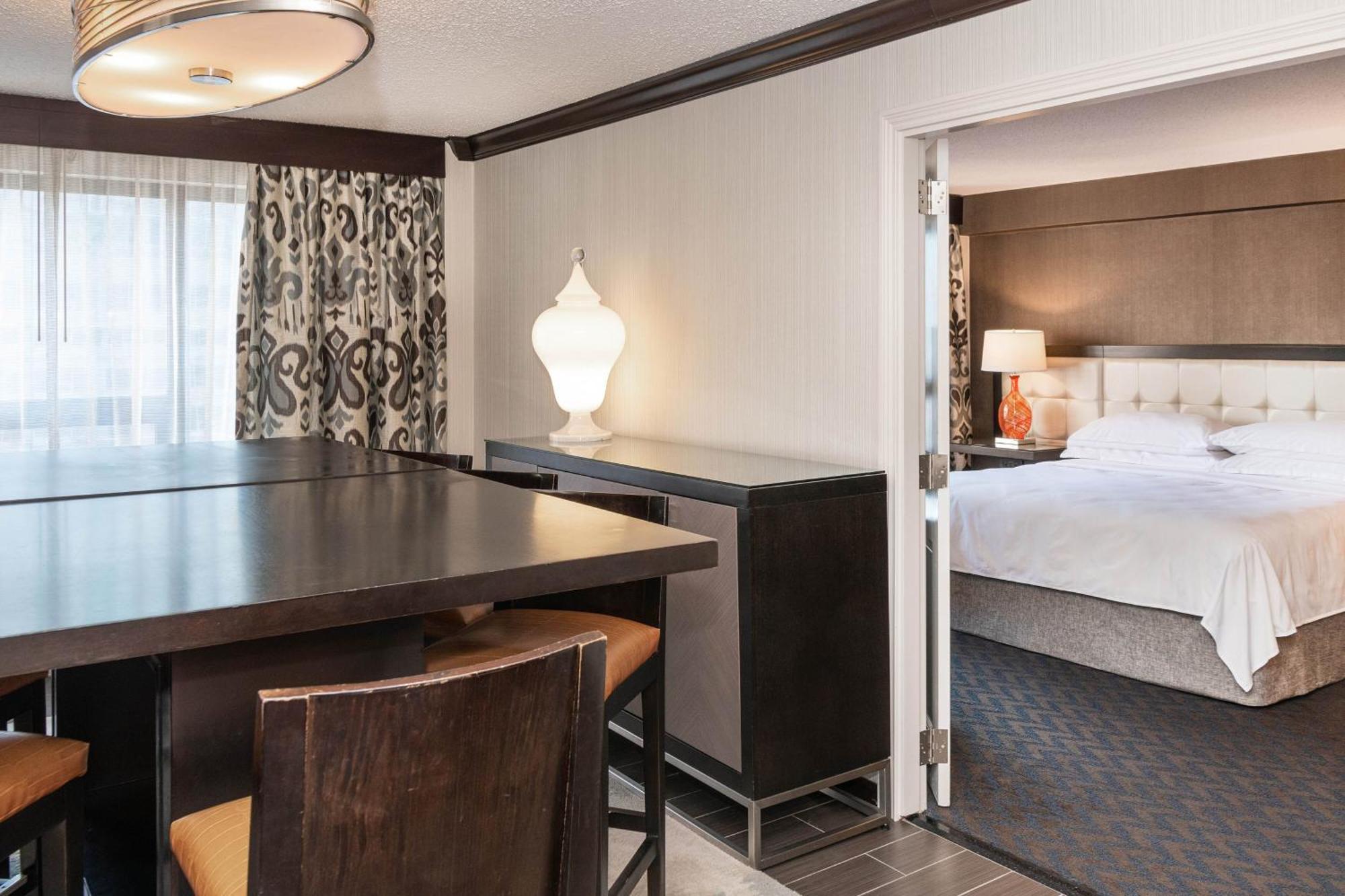 Sheraton Indianapolis City Centre Hotel מראה חיצוני תמונה