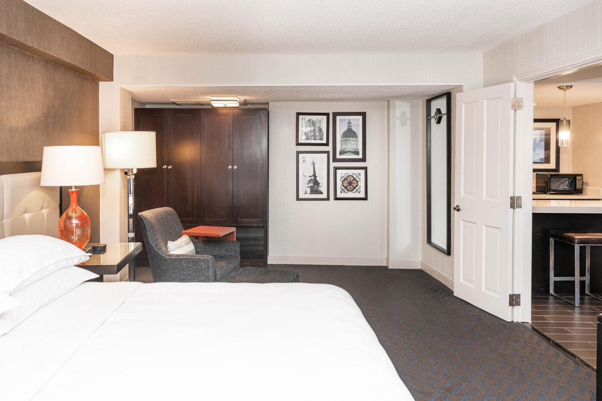 Sheraton Indianapolis City Centre Hotel מראה חיצוני תמונה