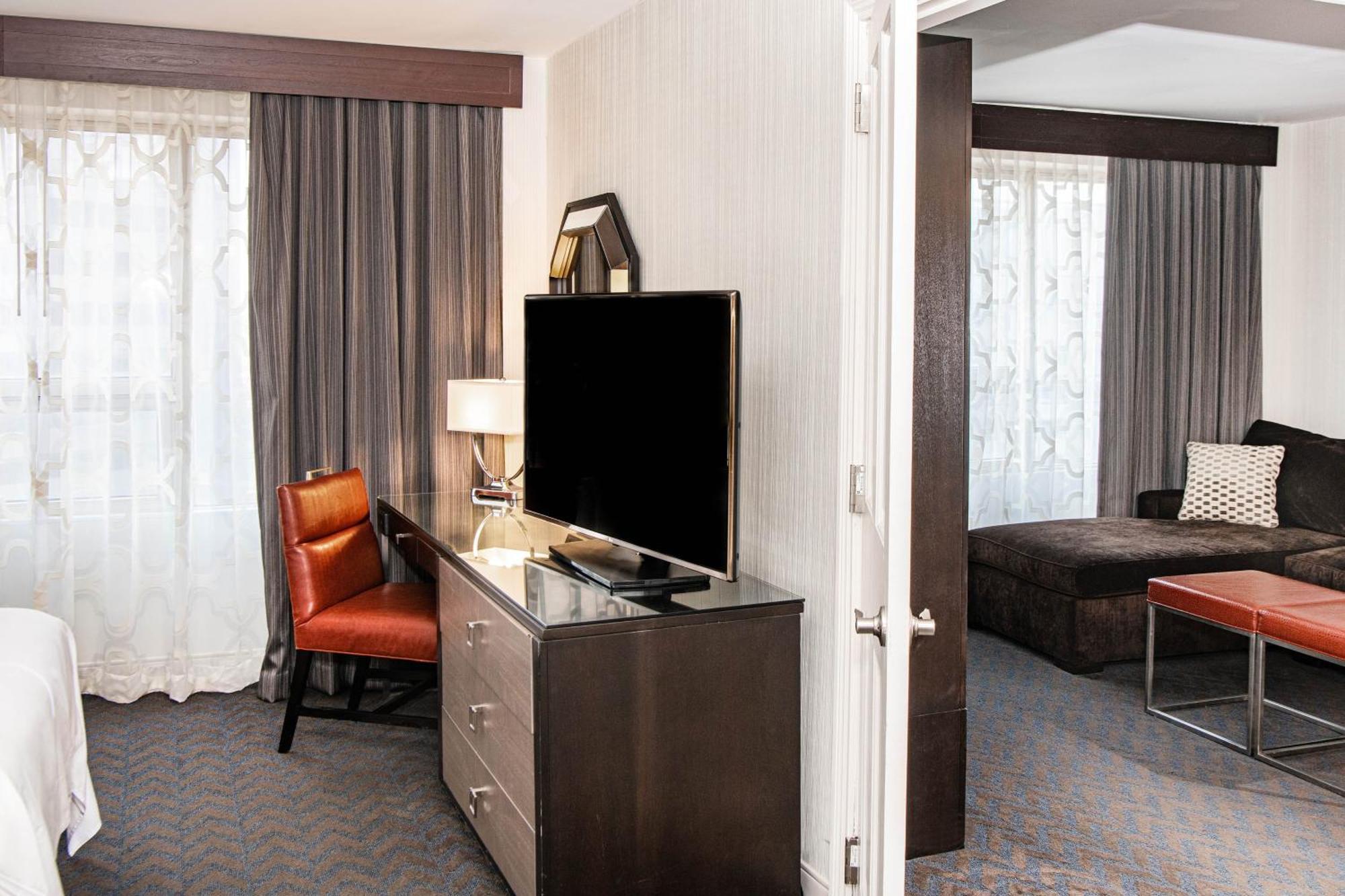 Sheraton Indianapolis City Centre Hotel מראה חיצוני תמונה
